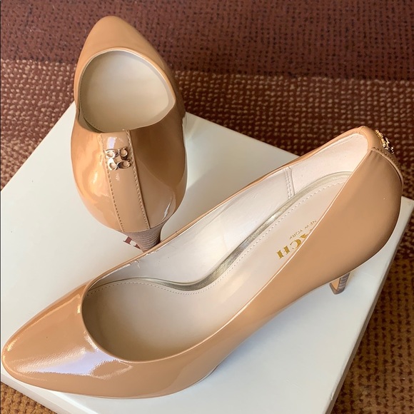 Coach Pumps- Can fit size 7 - Picture 3 of 5